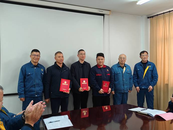 第一事业部冶化协力项目部获铜冠冶化公司“强化意识,防控风险”...