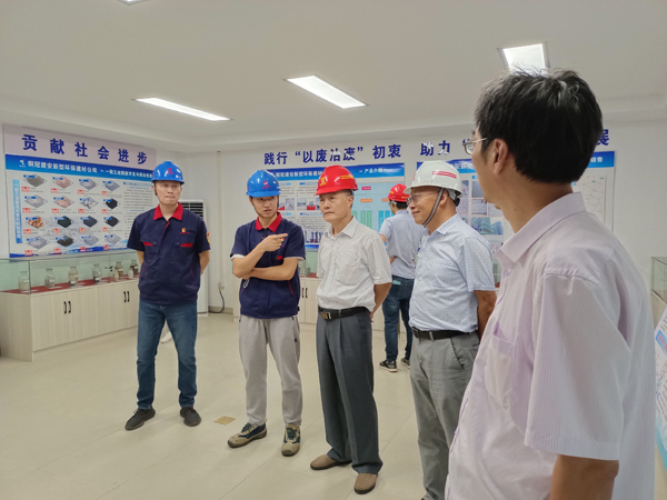 市人大常委会党组副书记到建材公司调研 市人大常委会党组副书记到建材公司调研