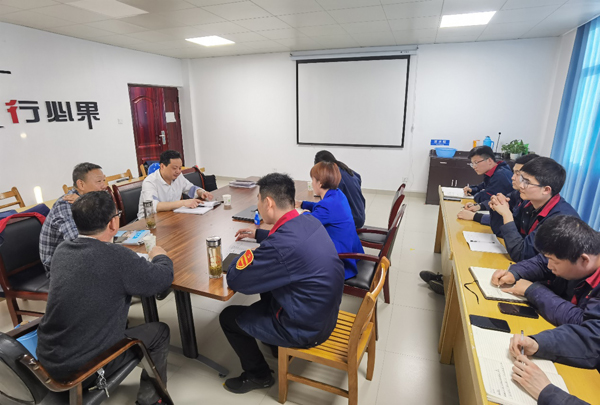 公司纪委书记到建材研究室调研