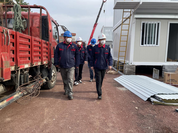 公司党委书记检查指导田家炳中学隔离点项目建设工作 公司党委书记检查指导田家炳中学隔离点项目建设工作