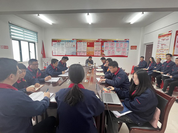 王伍升参加建材公司党支部党员大会 王伍升参加建材公司党支部党员大会